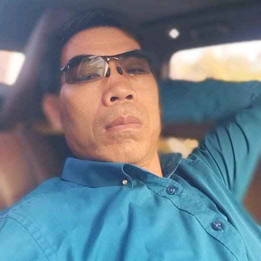 情怀哥首播《晚10点30》