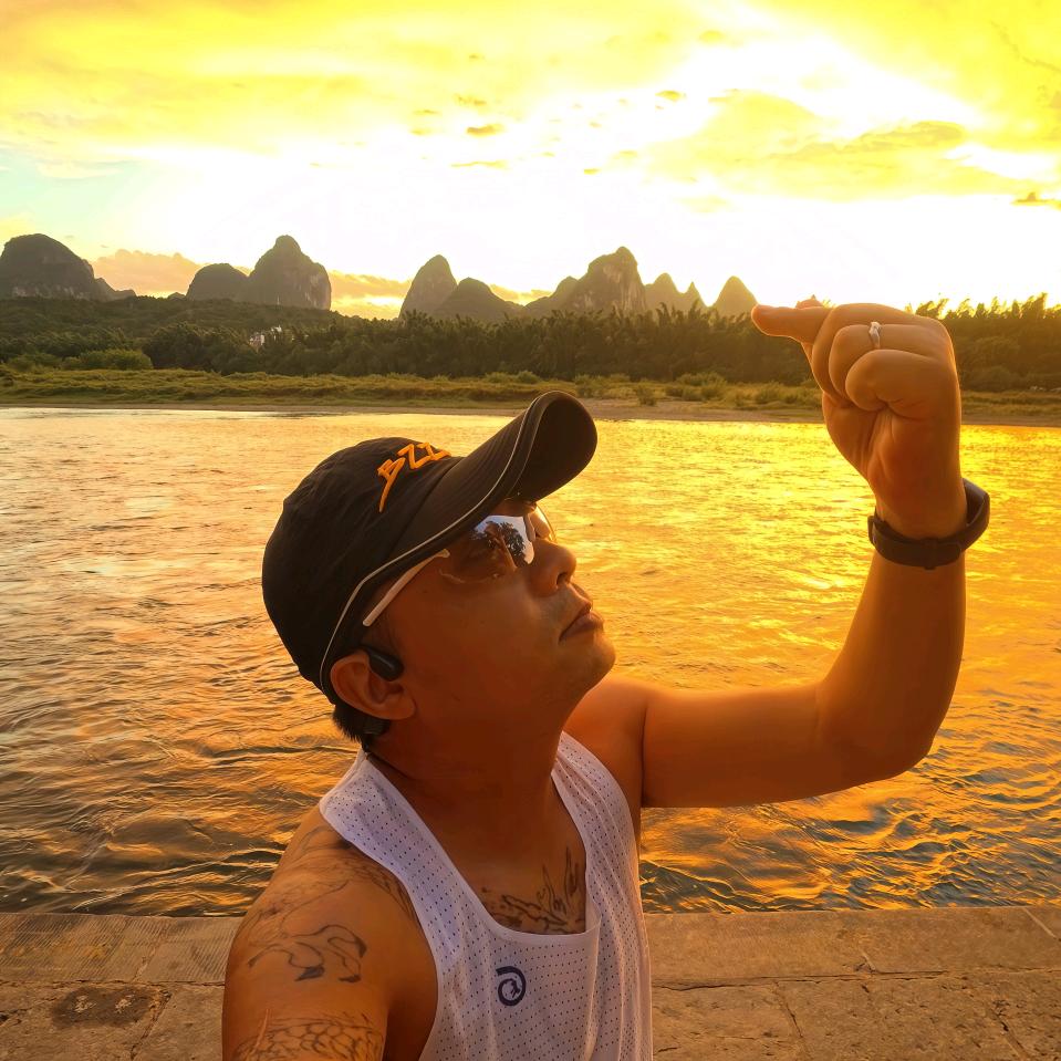 奔跑的智哥（互）