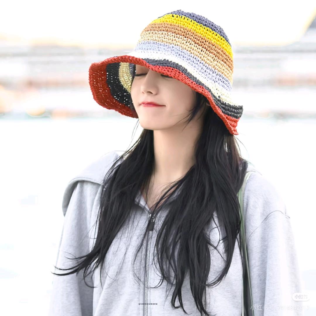 红太笑笑狼