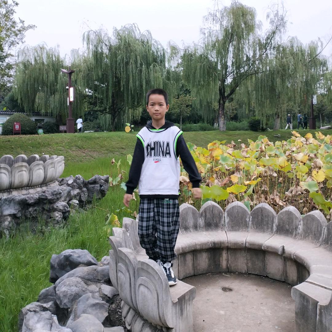 ᭄🥀এ᭄余生ꦿ随心💔