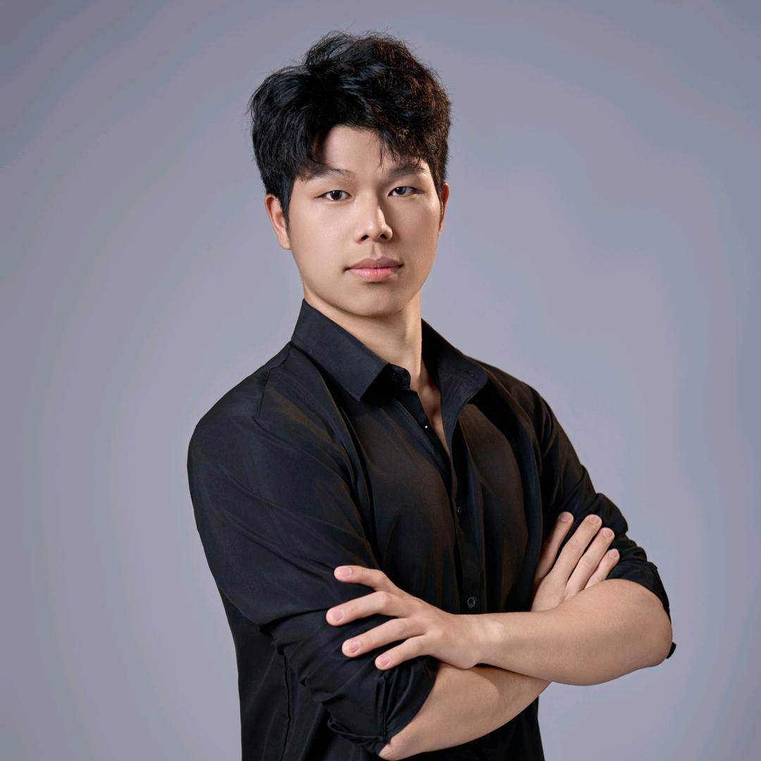 海跃游泳馆-梁教练