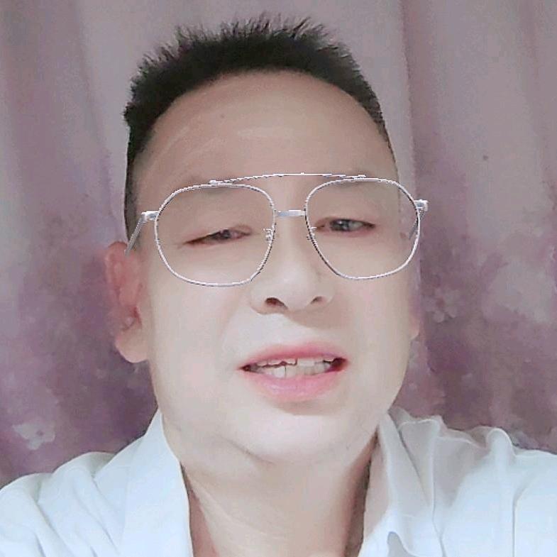大包包爱游玩