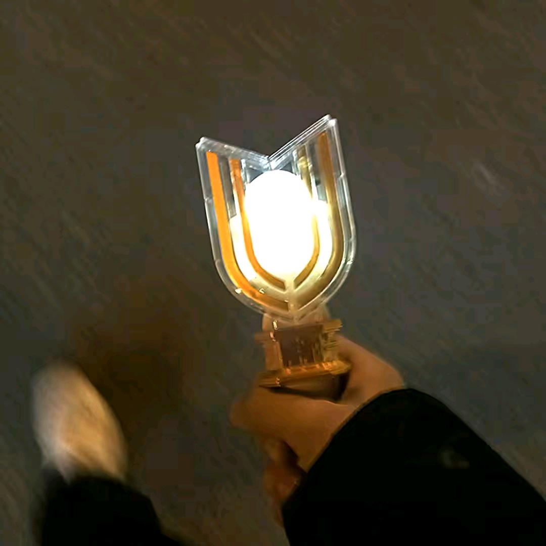 嗯哼