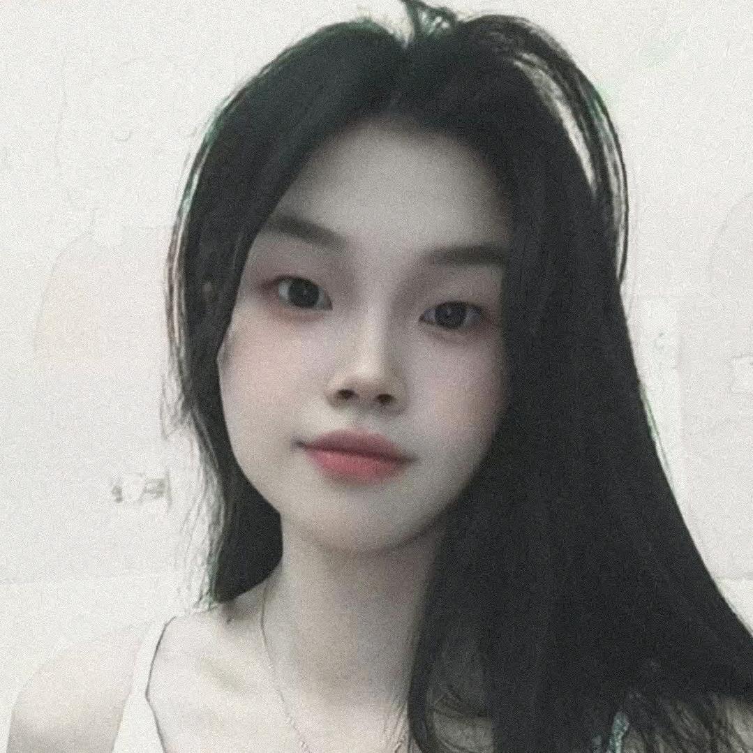 🥀一抹苦笑