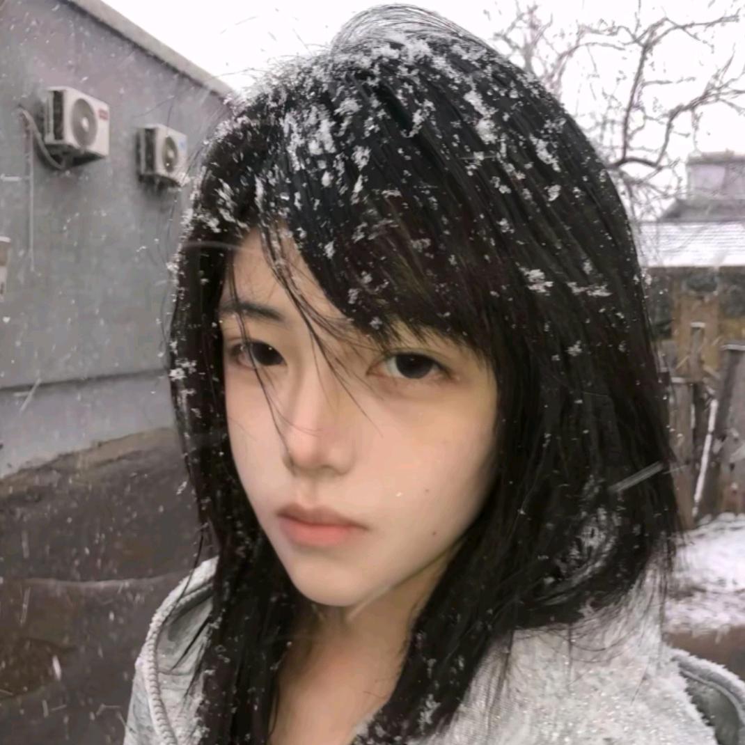 欲语泪先流.
