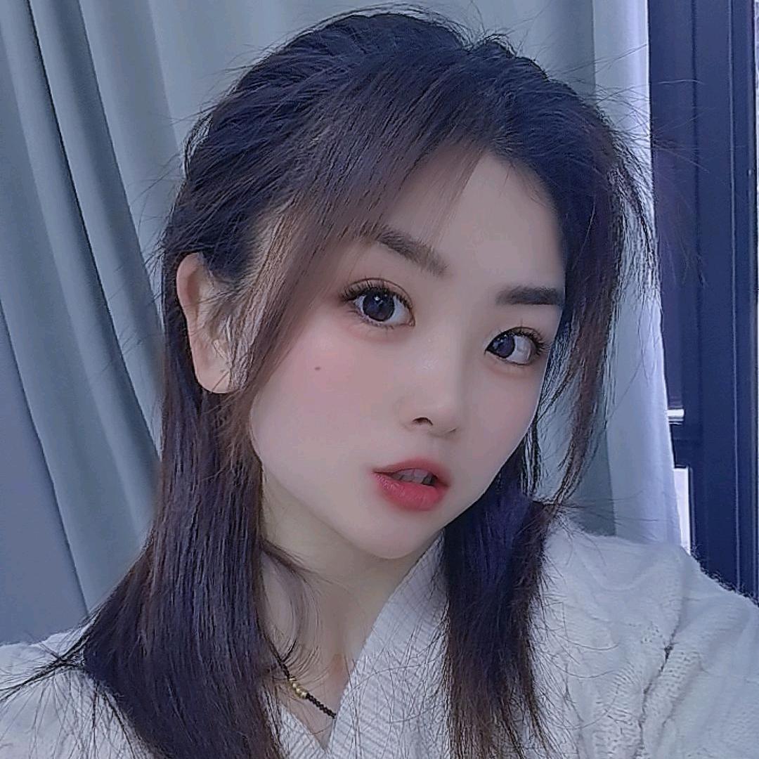晓  晓