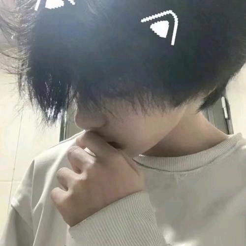 不爱゜头像