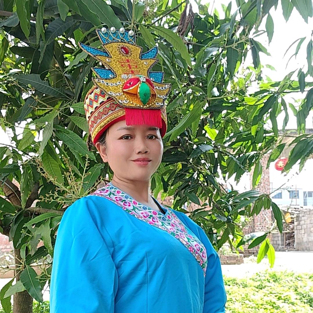 山歌蚕丝妹（收学徒、卖歌书、教学）