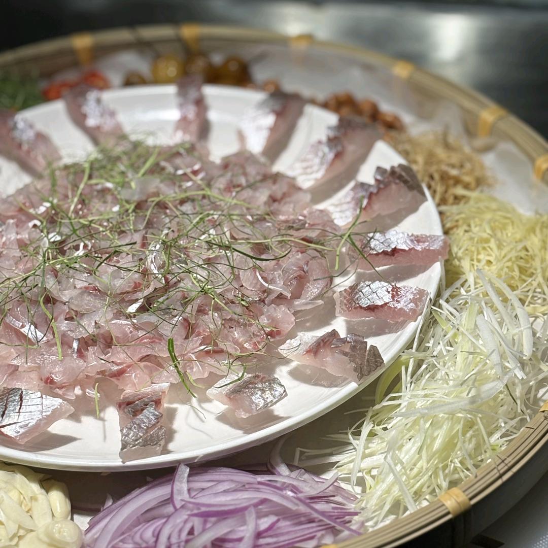 梁记鱼生