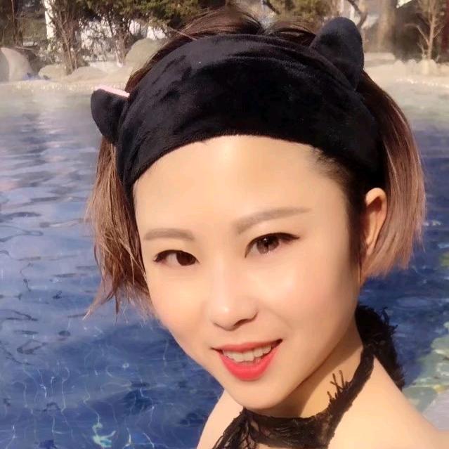😍李菲