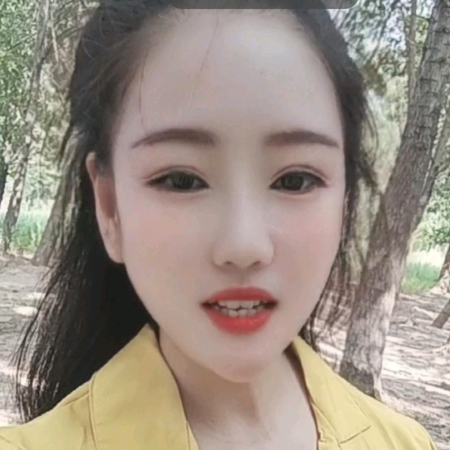 莉莉爱唱歌🎤