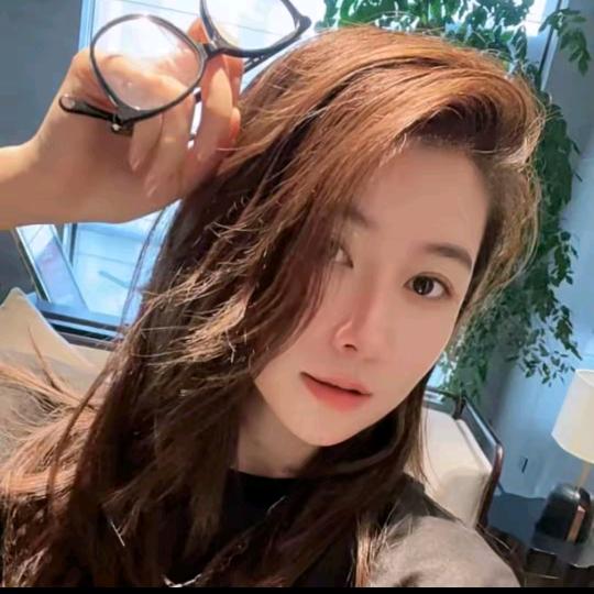 月月不吃鱼（穿搭vlog）