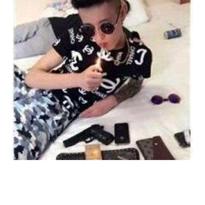 天空飘来五个字，那都不是事