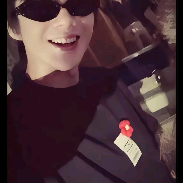 颖乎尔能成 Y！