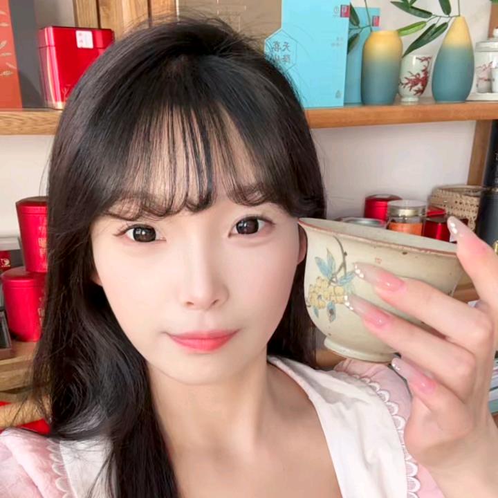 茶红天下茶叶专营店祁门直播间