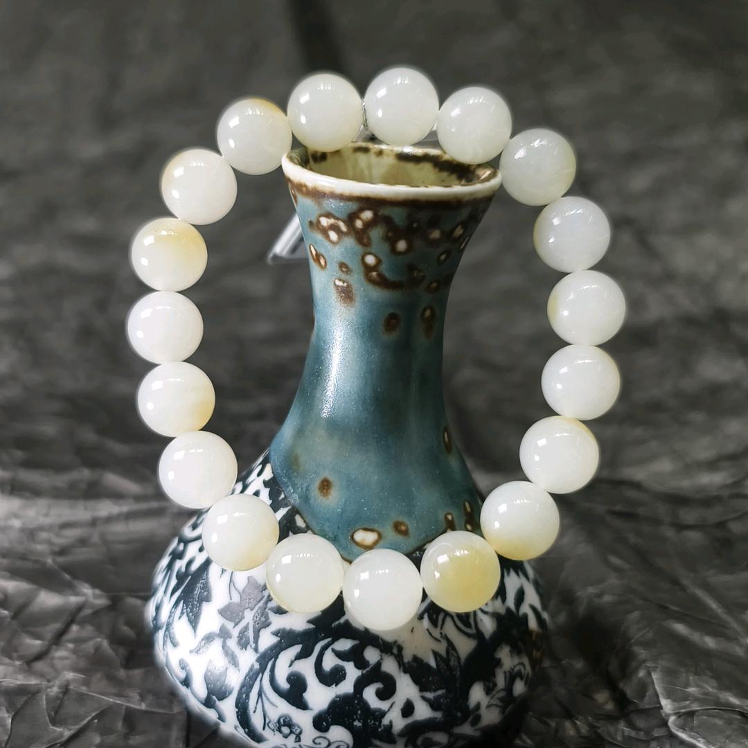 贵阳东泓珠宝城和田玉