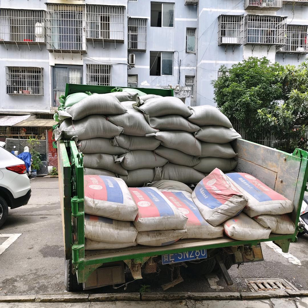 加气砖，沙子，水泥销售，包工包料！