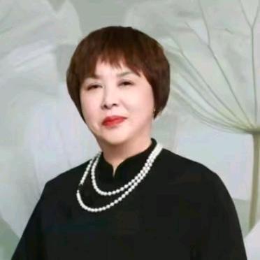 山花校长早上8点20