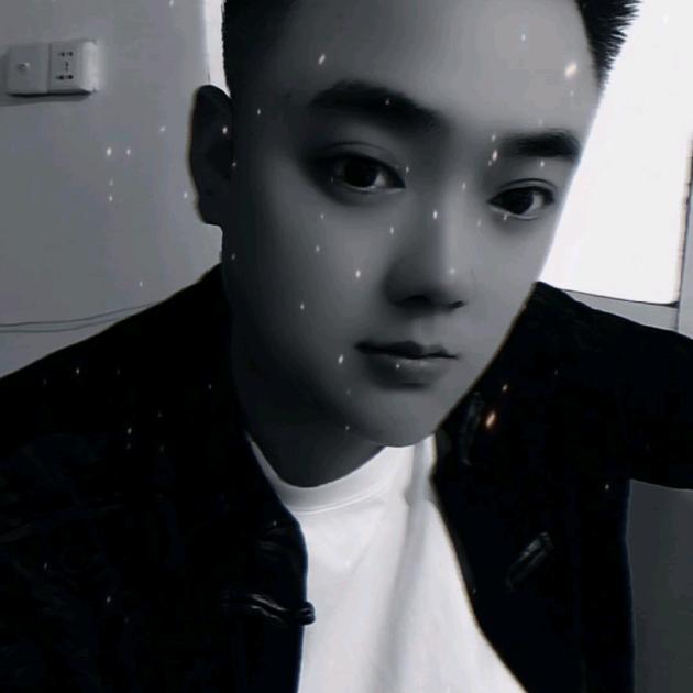 中国🇨🇳军人