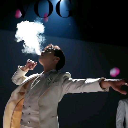 老傅的梨涡☀︎