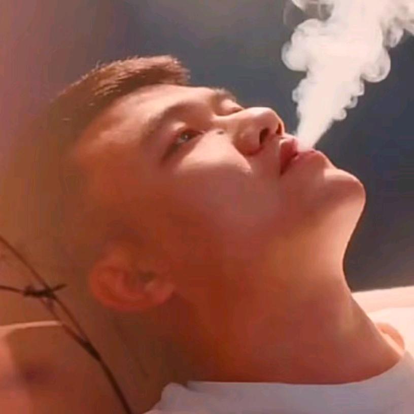 夜深❤️想你了