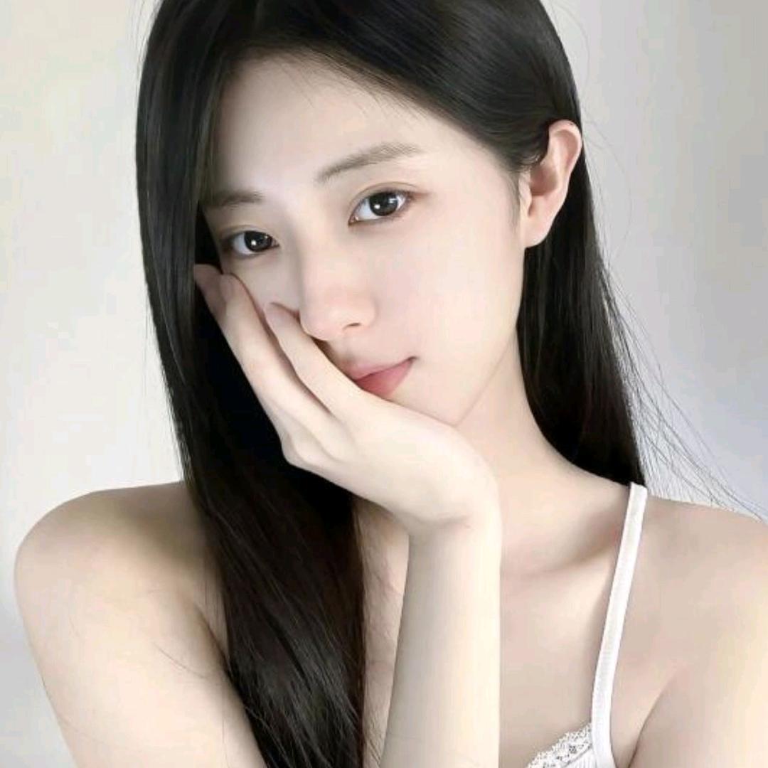 9979