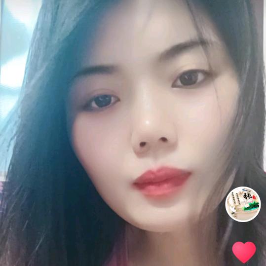 小 芳