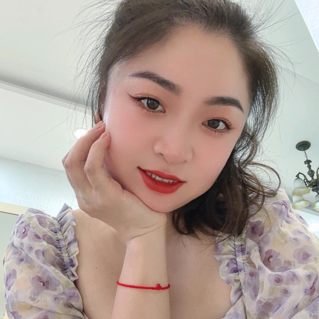 卖衣服的丫丫