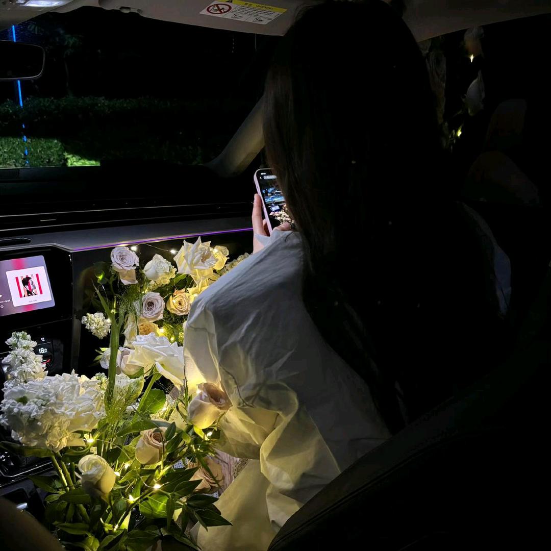 小婷婷.