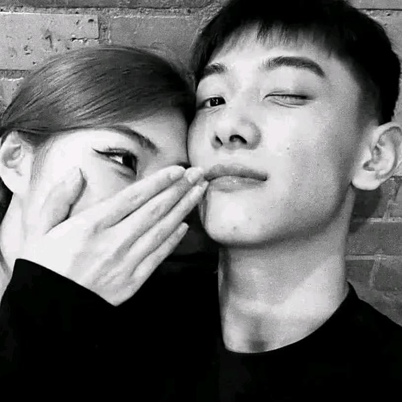 次西😘