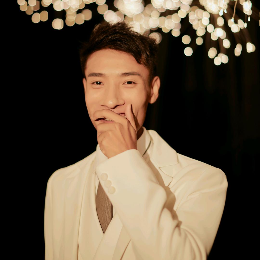 不务正业的小胡