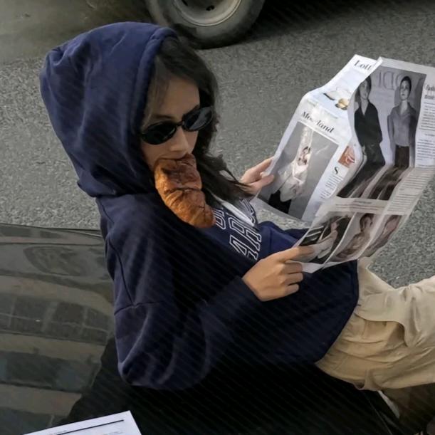 骑老奶奶过马路被碰瓷