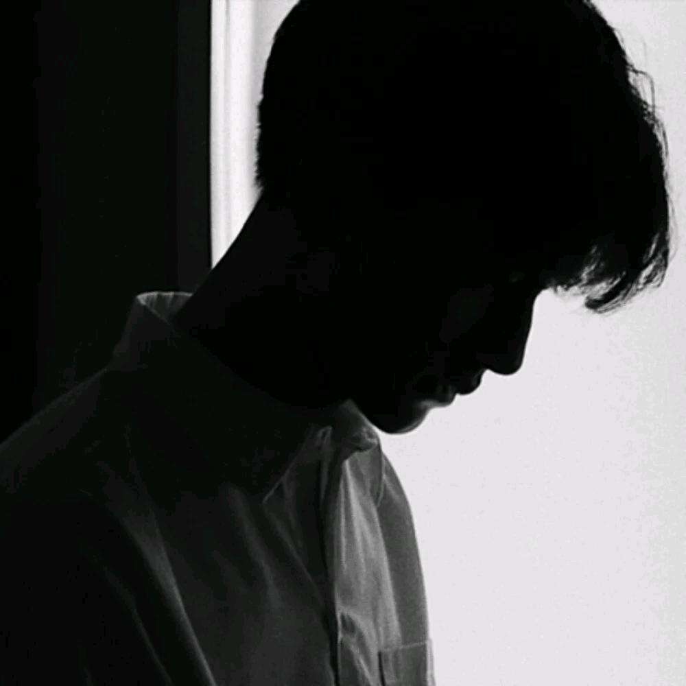 এ᭄ོ潇哥💞ృ༊