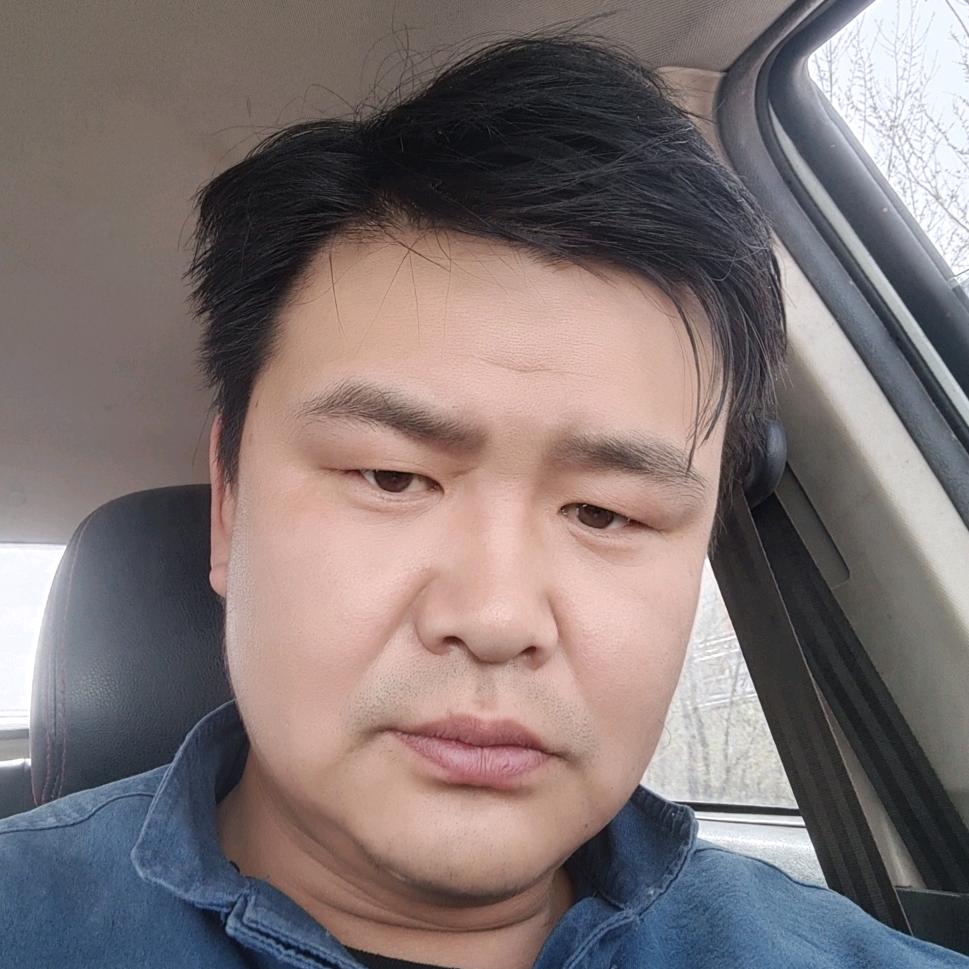 陈默是金