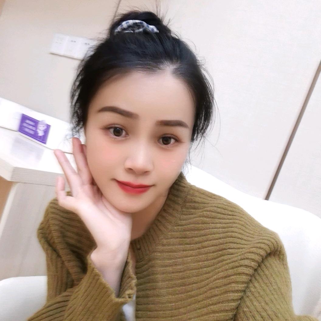 钱贝贝🎊