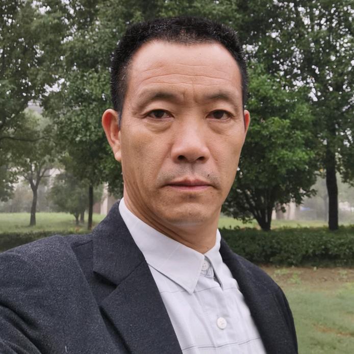 李胜雄、老兵橙香