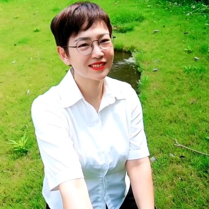 刘家衣姐