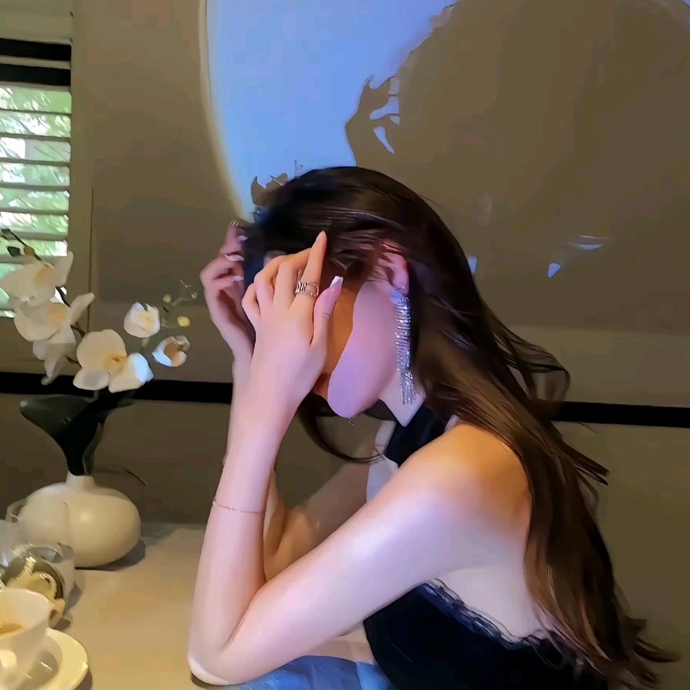 不晚依橱小屋