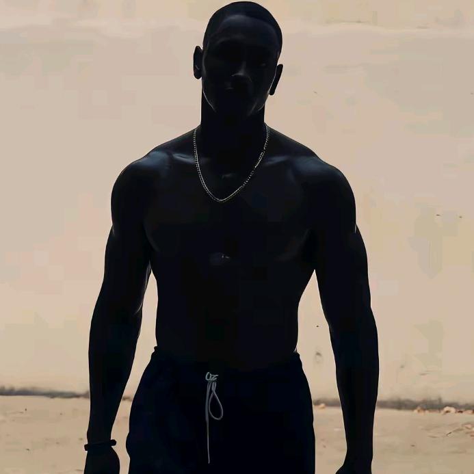 小艾商贸精选店