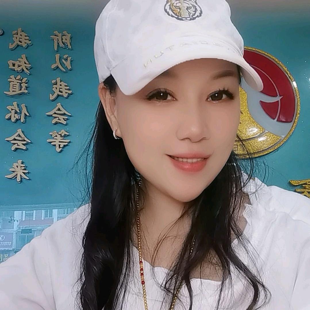 郑小红（summer）