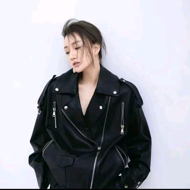 洛哥（轻奢穿搭）