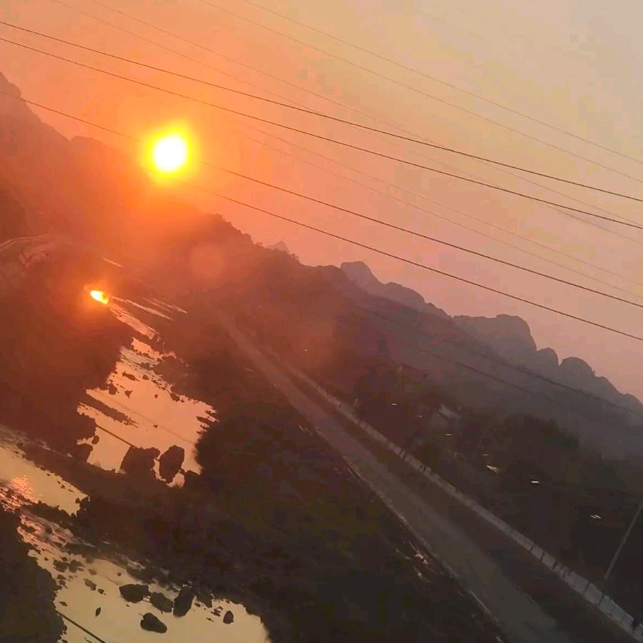 血色残阳