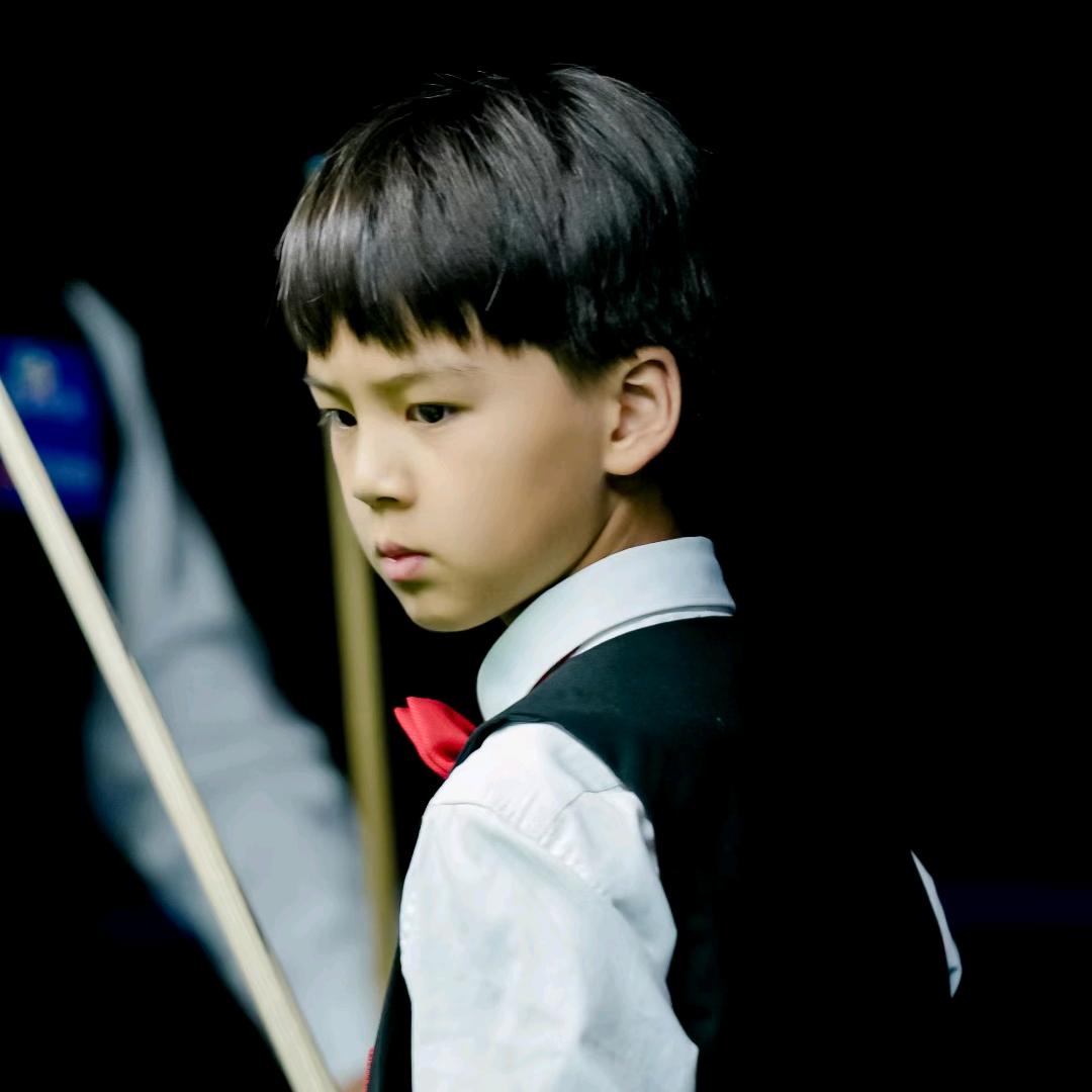 王俊丞   小坚果爱台球🎱