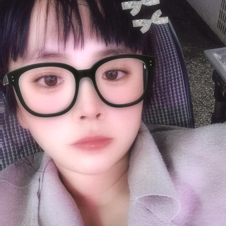 @阿花爱零食