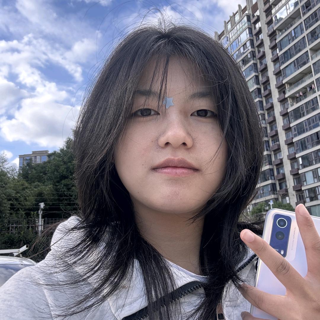 在温州驾校教理论的小青