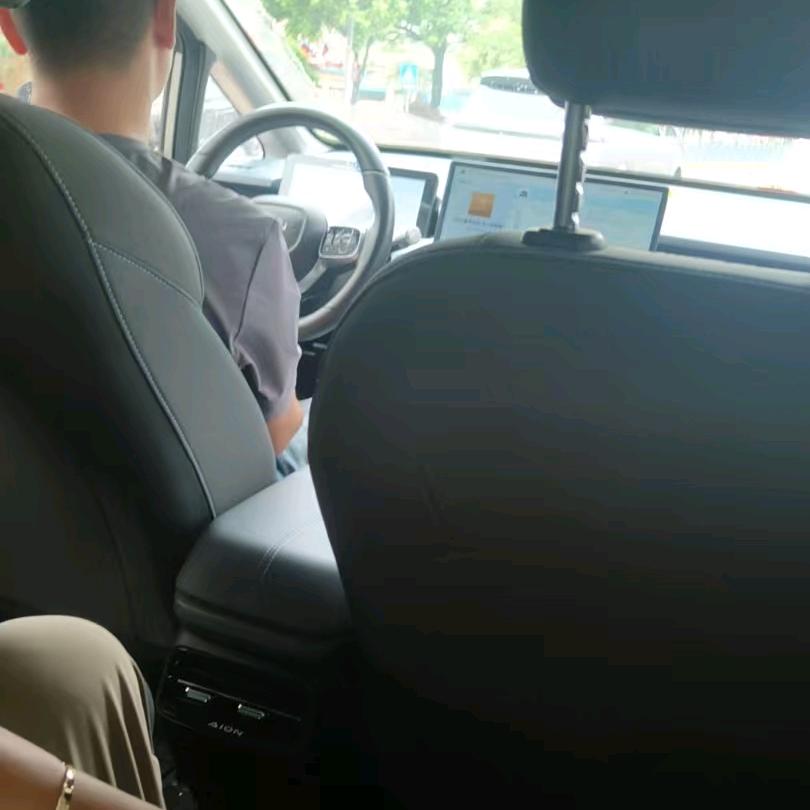 玉面狐狸