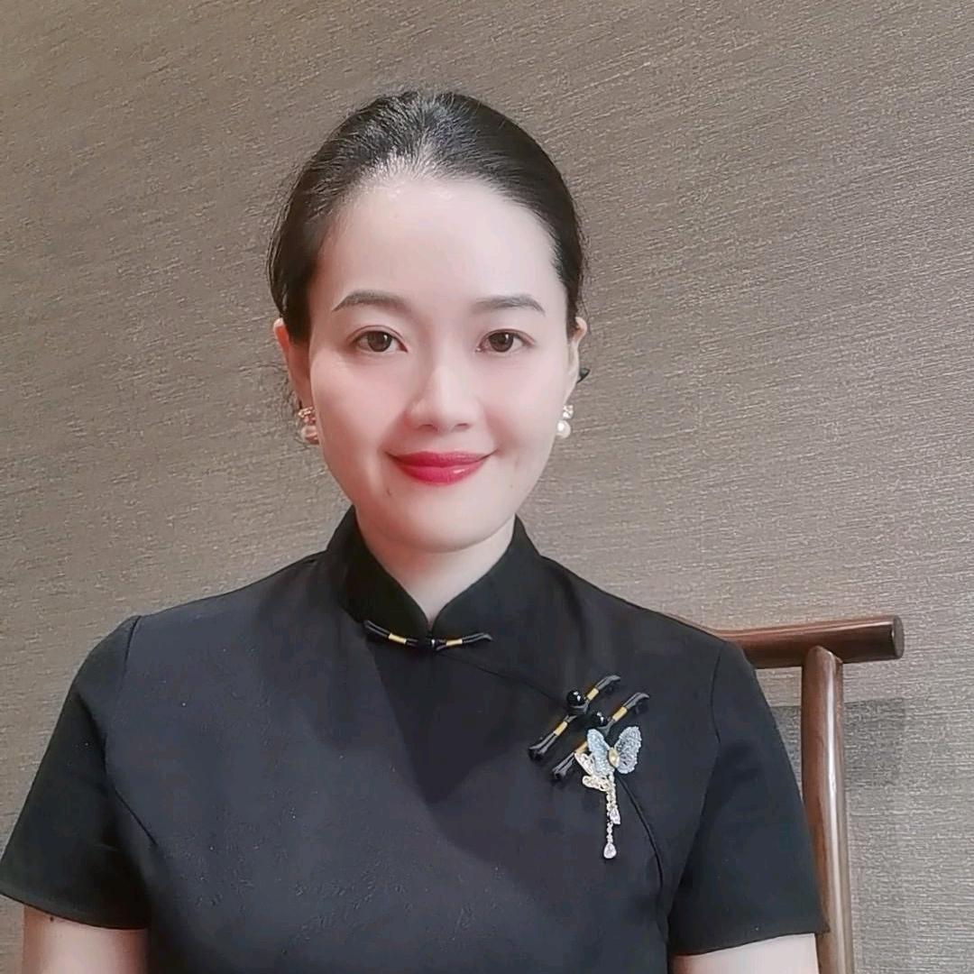 杨荔淇