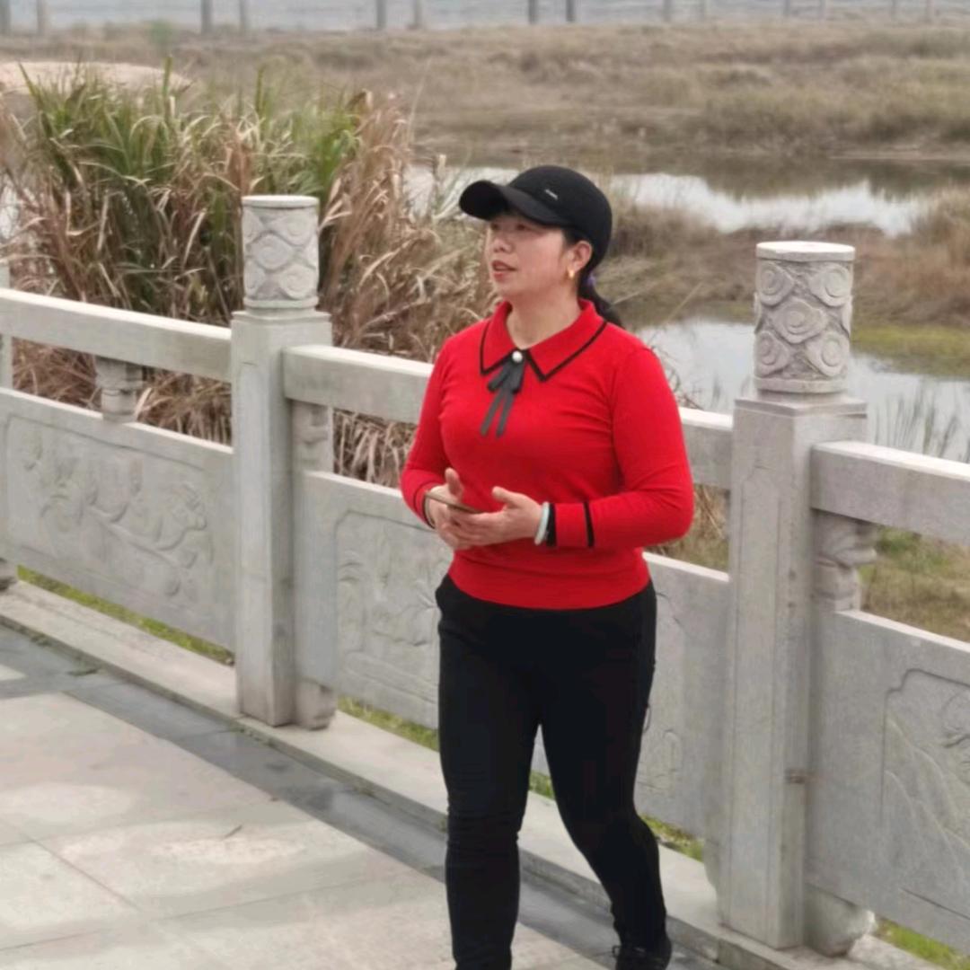 莲英摆胯《橱窗好物》