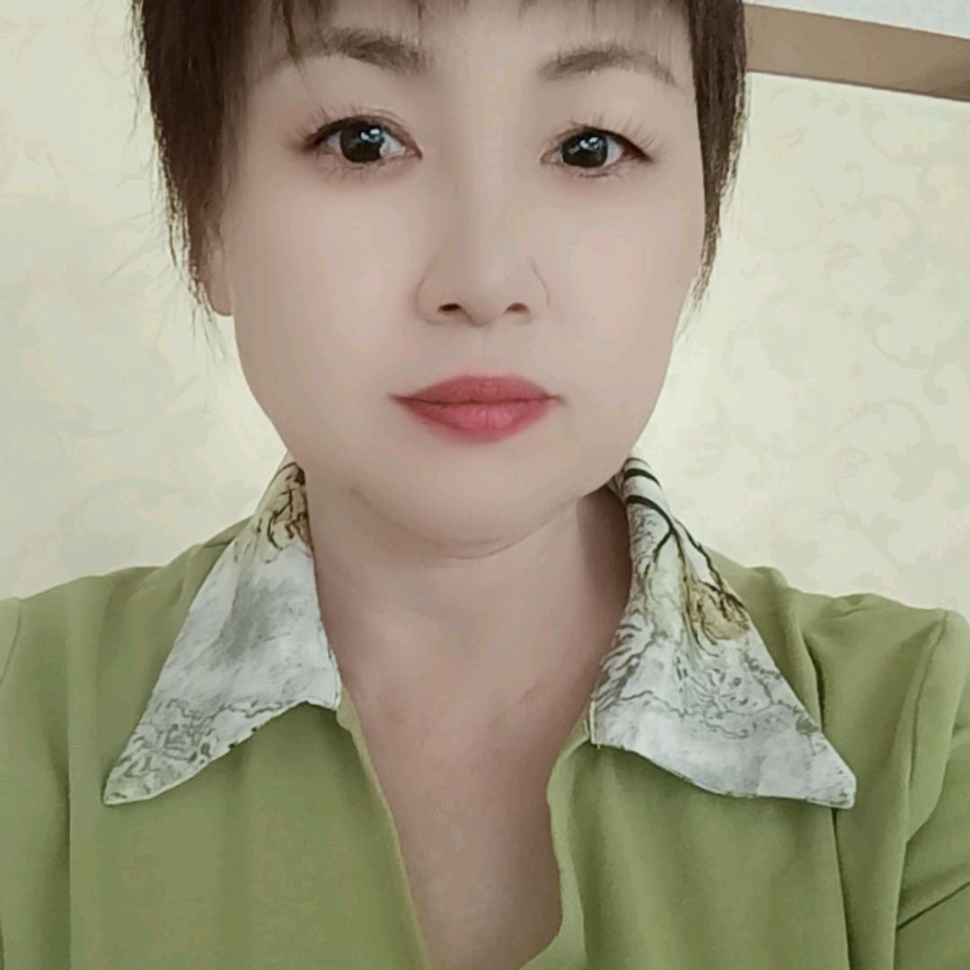 何英花