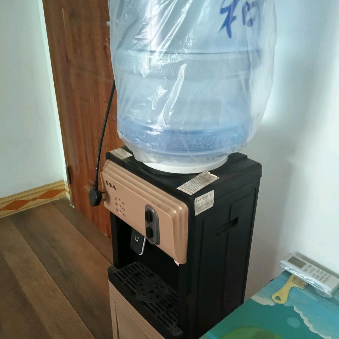 F4没吃饱